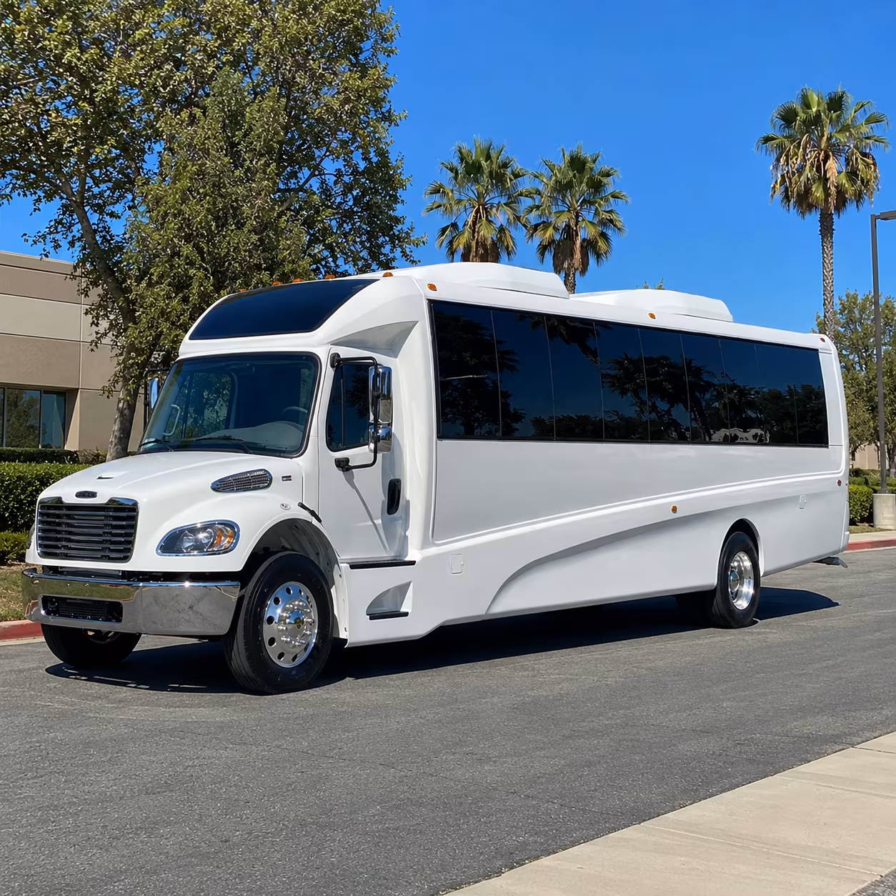 carson 25 passenger minibus
