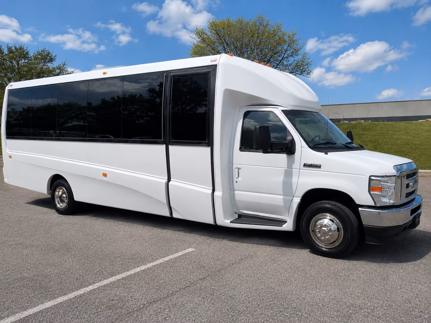 charter buses to the port of los angeles and port of long beach for corporate groups
