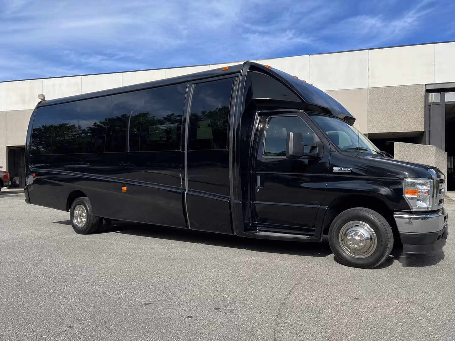 shuttle buses for spiritual retreats and meditation centers near carson
