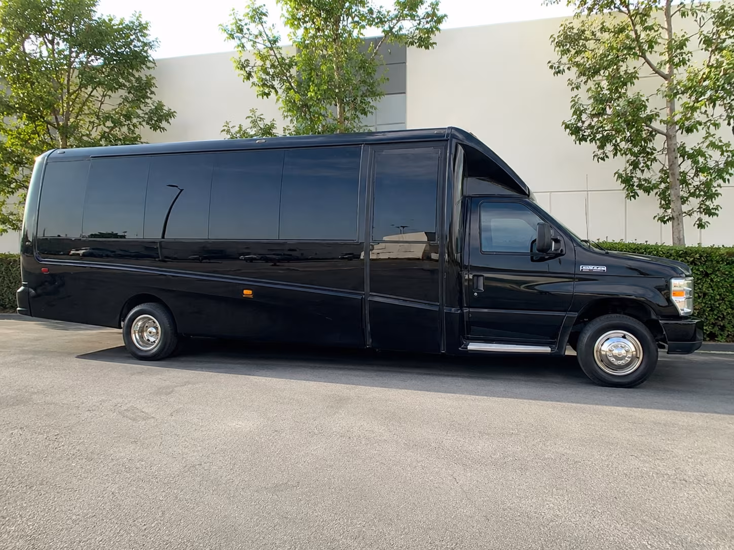 shuttle buses to hollywood bowl and greek theatre performances
